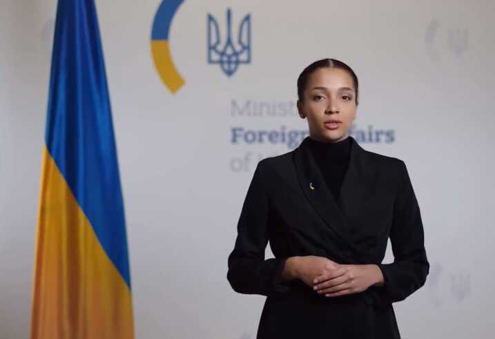 Тепер штучний інтелект офіційно коментуватиме консульську інформацію для медіа