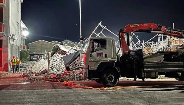 У ПАР обвалилася недобудована багатоповерхівка: є загиблі, десятки людей під завалами