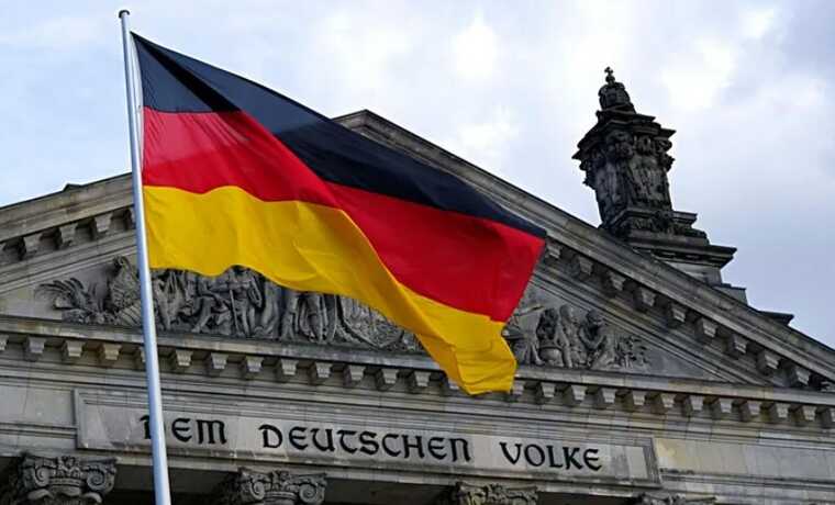 Німецький посол в Україні висловився щодо ситуації з українськими чоловіками призовного віку