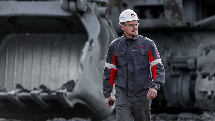 ͳ        ,  Deutsche Welle