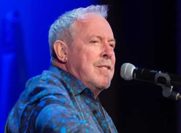 Андрею Макаревичу грозит арест в РФ после фейкового разговора с Зеленским