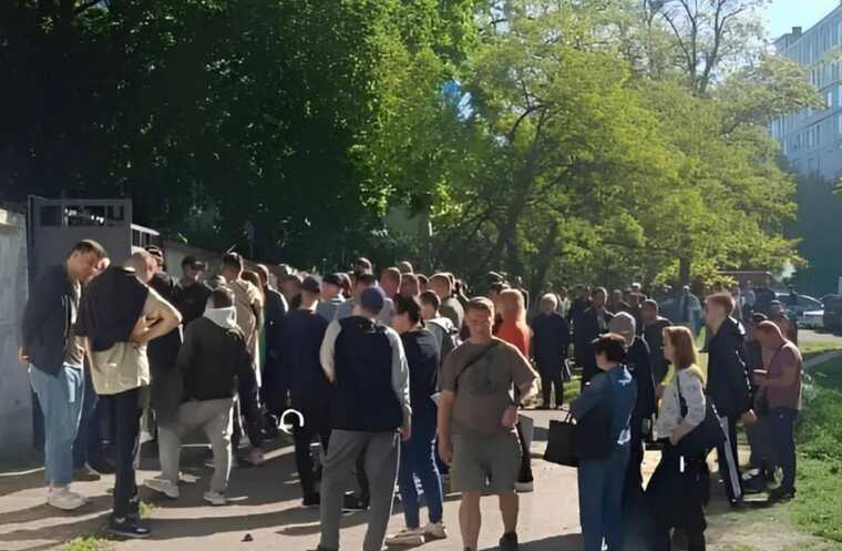 Усім військовозобов’язаним, навіть тим, хто має бронь, потрібно оновити дані в ТЦК, - Лазуткін