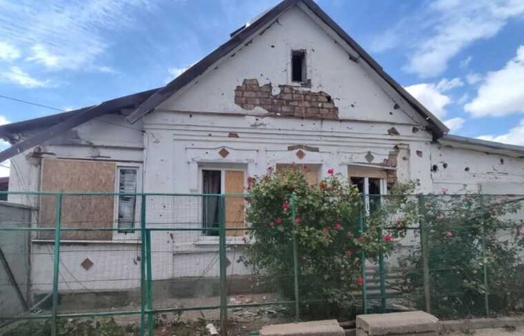 Росіяни 9 разів атакували Нікопольщину: пошкоджено будинки, газогін і ЛЕП