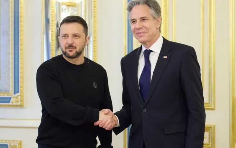 Зеленський висловився щодо використання західної зброї на території Росії