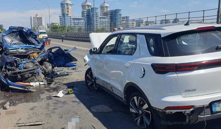 У столиці сталася ДТП за участю двох легковиків: є постраждалі