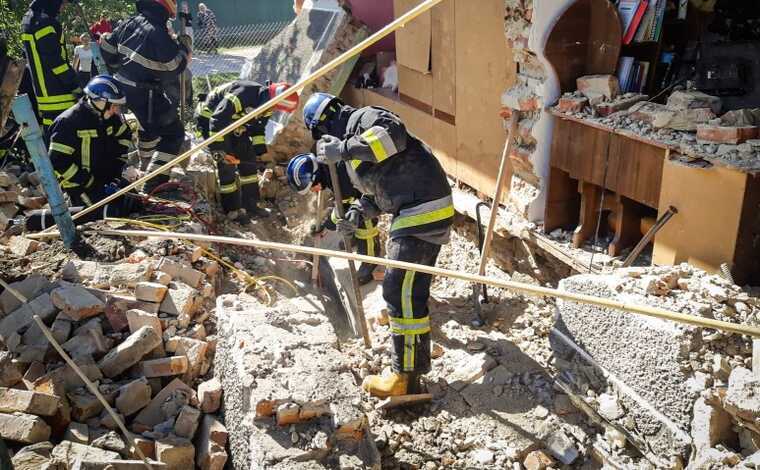 У Львівській області обвалилася частина будинку: загинула дитина