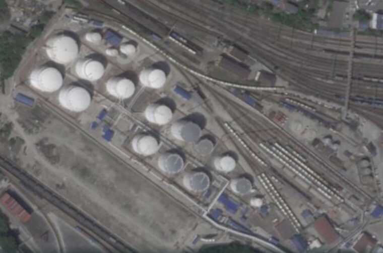 У мережі опублікували супутникові знімки наслідків дронової атаки по Новоросійську