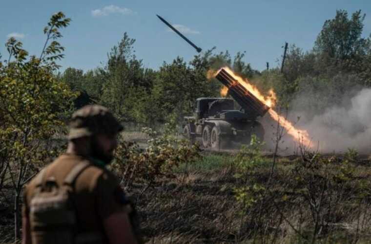 Наибольшая активность оккупантов наблюдается на двух направлениях, – Генштаб