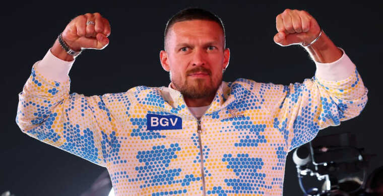 Олександр Усик записав звернення до українців і подякував за підтримку