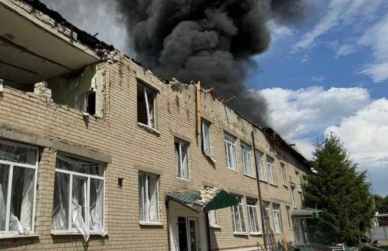 Окупанти вдарили по Золочеву на Харківщині: постраждали дитячий садок, ринок і будинки