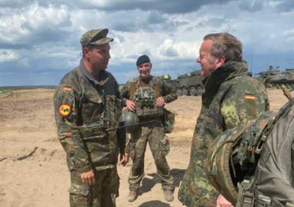 Пісторіус в Литві відвідав війська Бундесверу