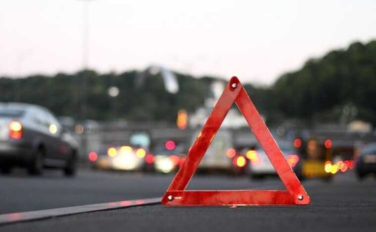 ДТП у Києві: мотоцикл зіткнувся з автомобілем, є загиблий