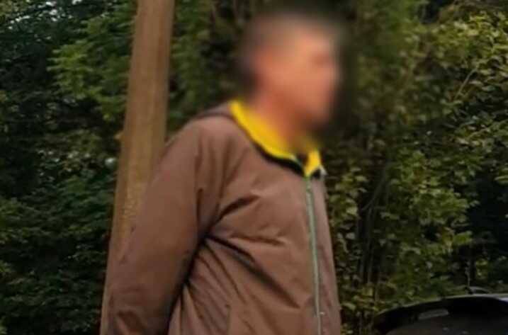 У Києві затримали чоловіка, який підпалив двері сусіду через шум у квартирі