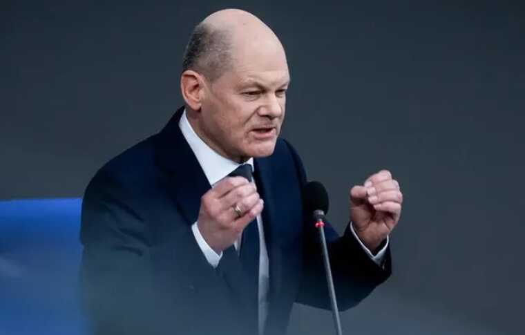 Шольц нашел новую отговорку не передавать Taurus Украине