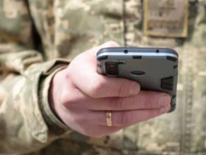 Повістки поштою та через «Резерв+»: військовий юрист пояснив, наскільки це буде законним