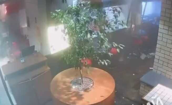 У мережі опублікували кадри із харківської піцерії під час ракетного удару 25 травня