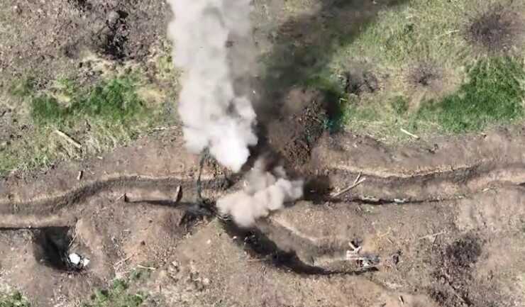 Українські прикордонники на Донеччині знищили БМП та укриття окупантів