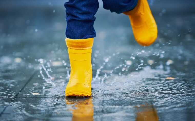 В понедельник Украину накроют дожди с грозами