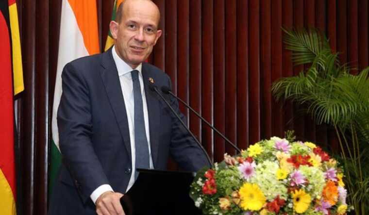 Посла Франції на Шрі-Ланці знайшли мертвим: поліція розпочала розслідування обставин