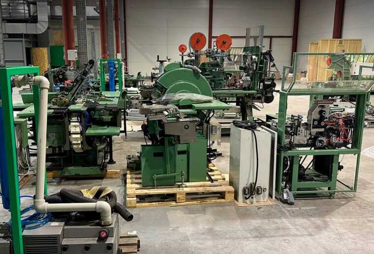 БЕБ звітує про «зрізання» та вилучення лінії з виробництва нелегальних сигарет в Одесі