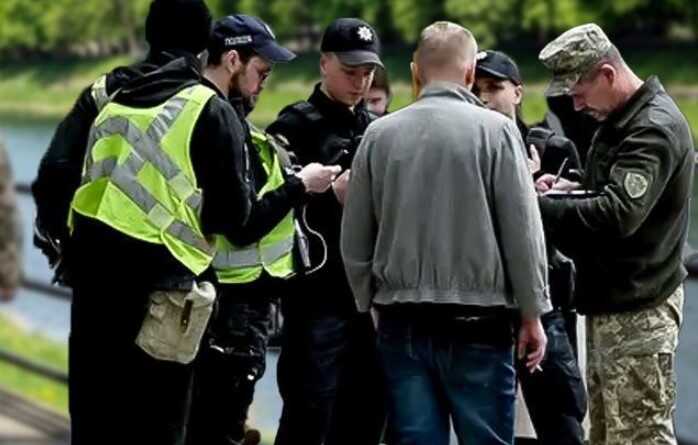 В Нацполиции предупредили о последствиях неповиновения со стороны военнообязанных