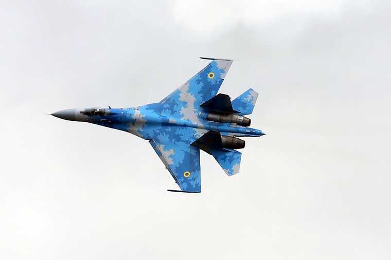 Авіатехніка з Житомира, який відправив фото пошкоджених літаків брату в РФ, засудили умовно