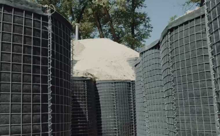 Київська ОВА показала кадри будівництва фортифікацій в області