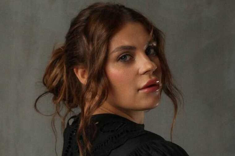 Солистка группы KAZKA отменила свадьбу и назвала причину