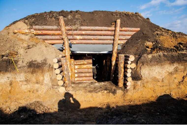 Фіктивні фірми постачали деревину для Харківських фортифікацій за завищеними цінами