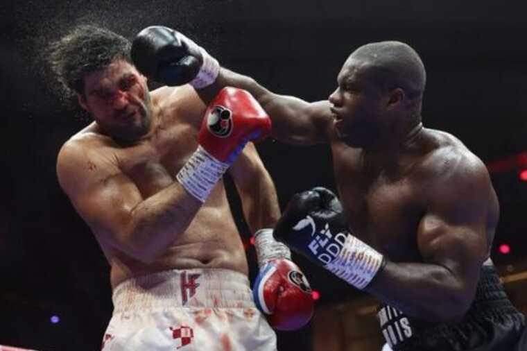 Непереможний супертяж Хргович сенсаційно програв чемпіонський бій нокаутом