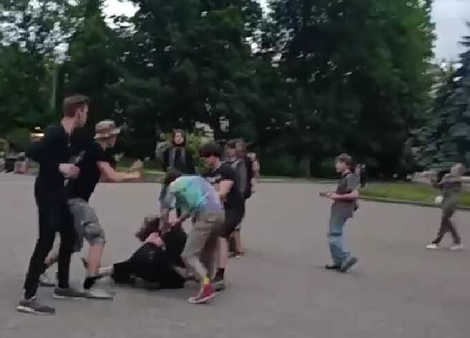 У Львові у парку Івана Франка сталася масова бійка