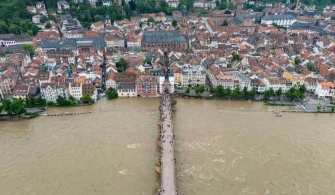 У Німеччині тривають повені: евакуація загрожує новим районам