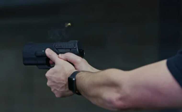 В окупованому Донецьку окупант влаштував стрілянину у дворі багатоповерхівки: є жертви