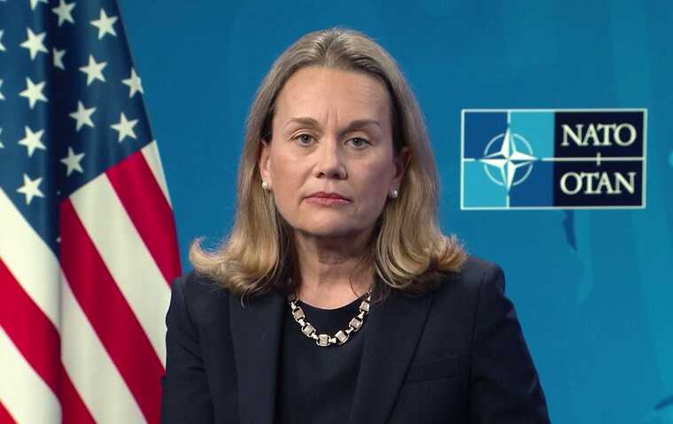 НАТО і США не планують відправити радників в Україну, - Джуліан Сміт