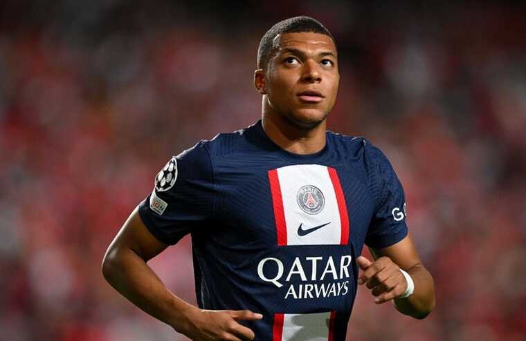 Кіліан Мбаппе став гравцем ФК "Реал Мадрид"