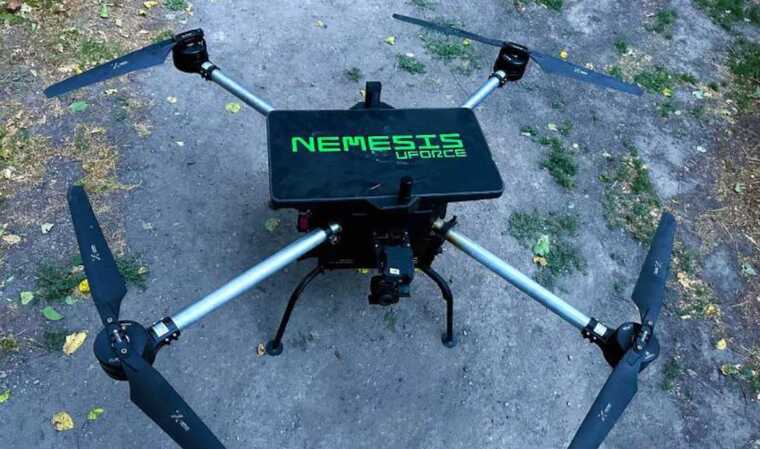 З кабінету в Києві палять техніку окупантів на фронті