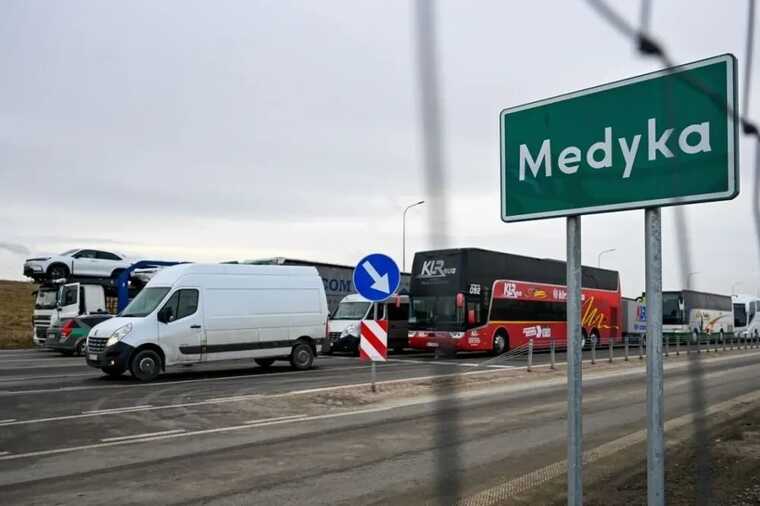 Polish farmers blocked the Medyka-Shehyni checkpoint