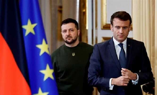 Зеленский прибыл во Францию