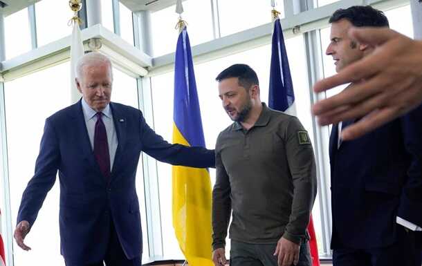 Ми ніколи не залишимо вас, - Байден під час зустрічі із Зеленським у Парижі