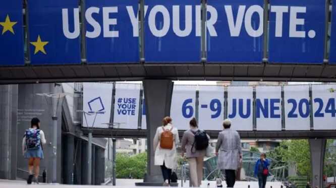 В Італії теж розпочалося голосування на виборах до Європарламенту