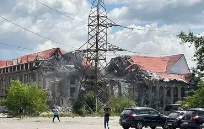 Z-канал слил подробности удара ВСУ по базе РФ в оккупированном Луганске