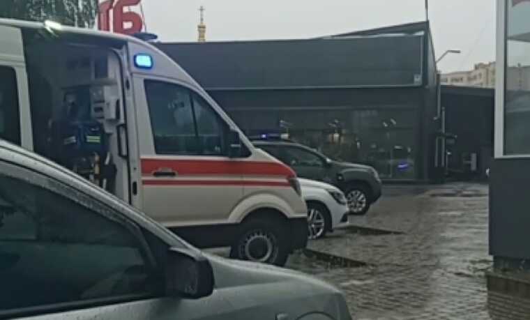 В отделении "Новой почты" в Луцке раздался взрыв