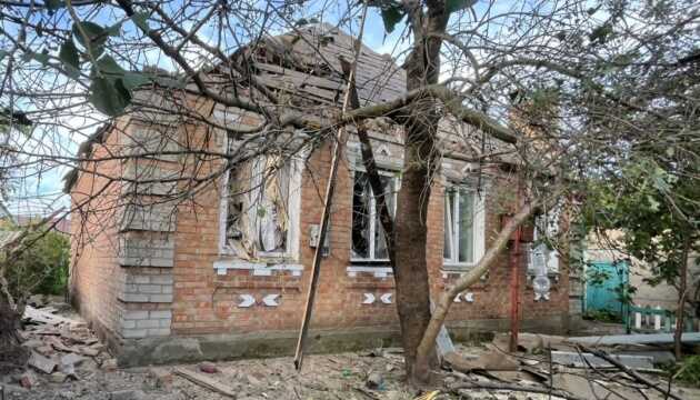 Россияне обстреляли Никополь и Мировскую общину: повреждены газопроводы и ЛЭП