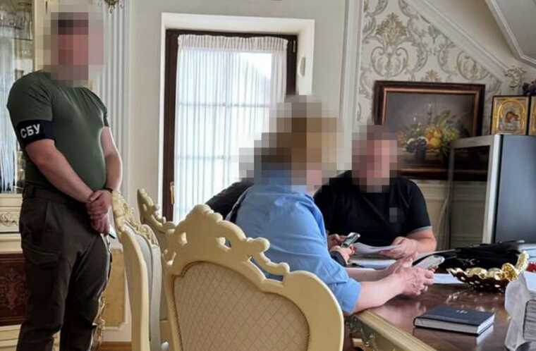 ДБР та СБУ заочно вручили підозри братам екснардепів Віктора Медведчука та Тараса Козака