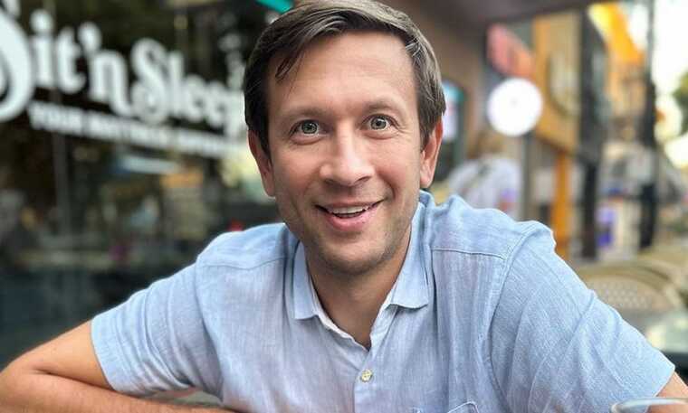 Дмитро Ступка розповів, як вирішив житлове питання в США