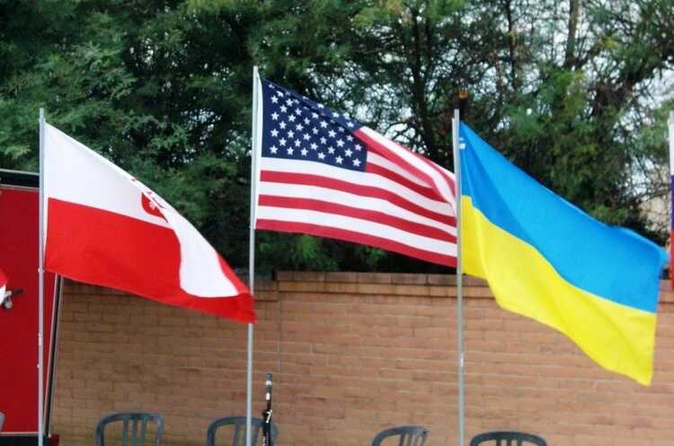Польща та США допоможуть Україні протидіяти кремлівській дезінформації