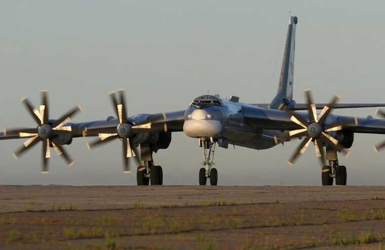 У мережі повідомляють про виліт групи стратегічних бомбардувальників Ту-95мс з аеродрому Оленья