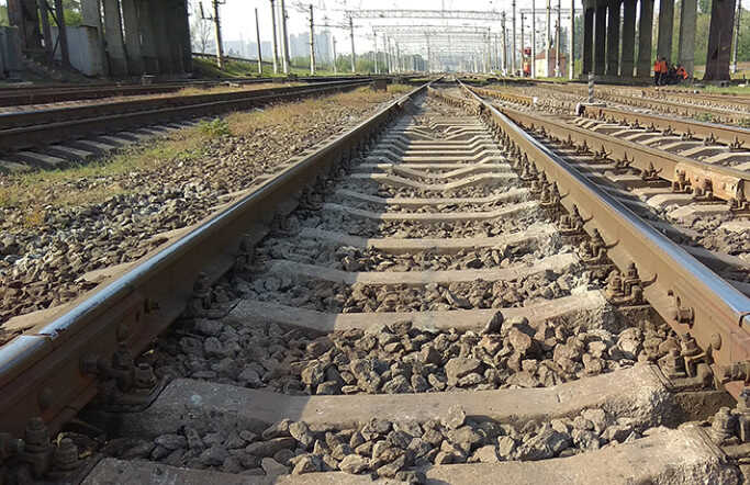 В Вознесенске двое мужчин подожгли релейный шкаф на железной дороге