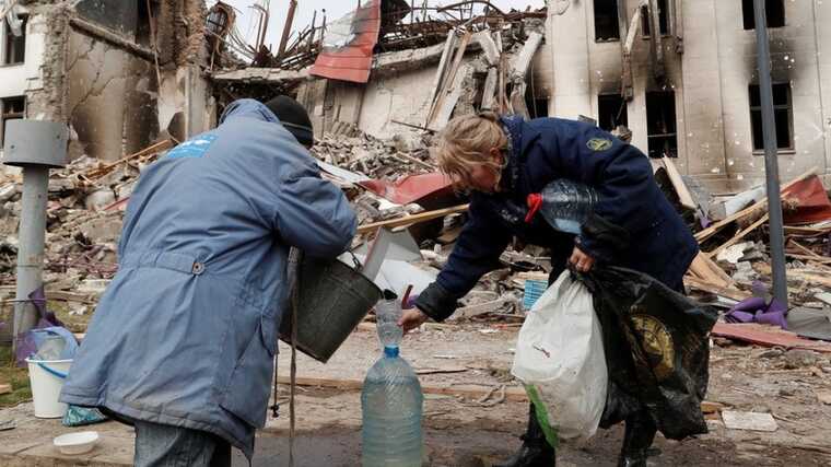 The Guardian: РФ використала навмисну тактику голоду у Маріуполі