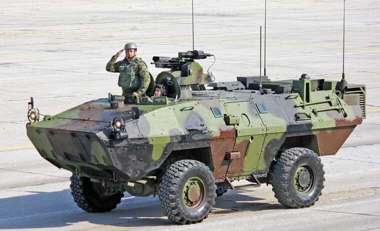 Уряд Словенії таємно передав Україні бронетехніку та амуніцію, – ЗМІ